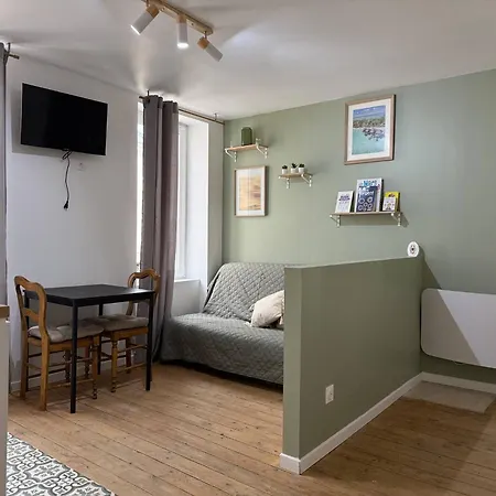 L'amiral Apartman