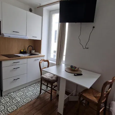 L'amiral Apartman *